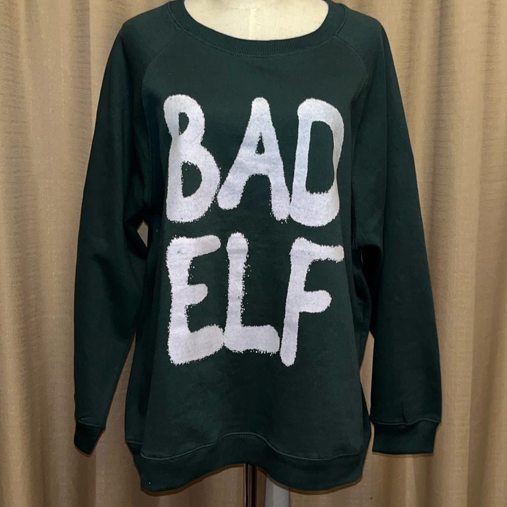 Wallflower Women’s 1X Green White Font Long Sleeve Crewneck Pullover Sweatshirt